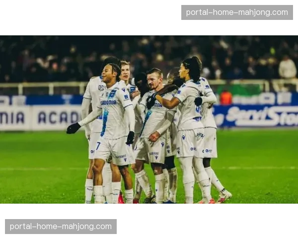 斯特拉斯堡vs朗斯：法甲冲冠与冲欧对决，双方战意拉满